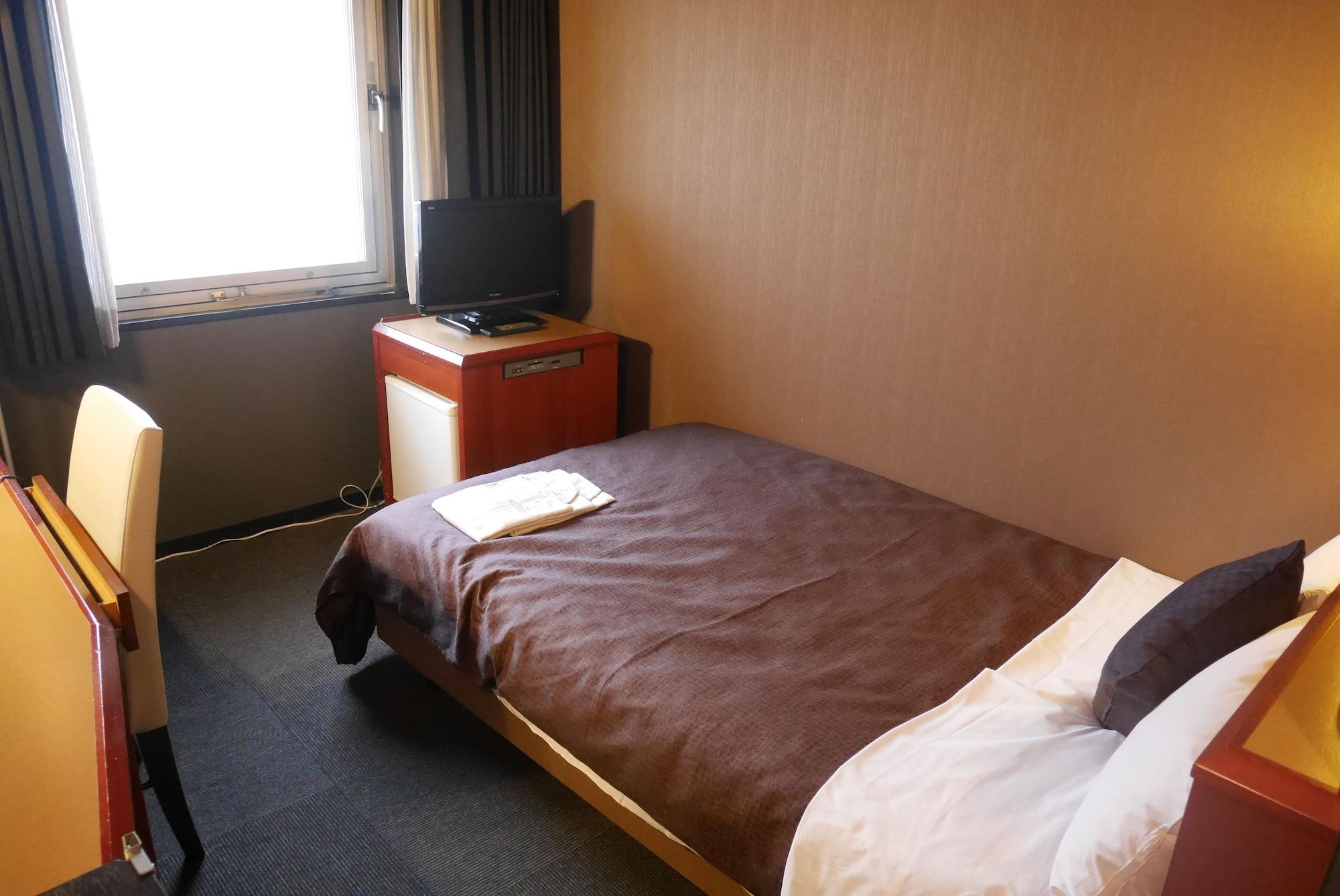 Hotel Livemax Budget Yokohama Tsurumi Exteriör bild